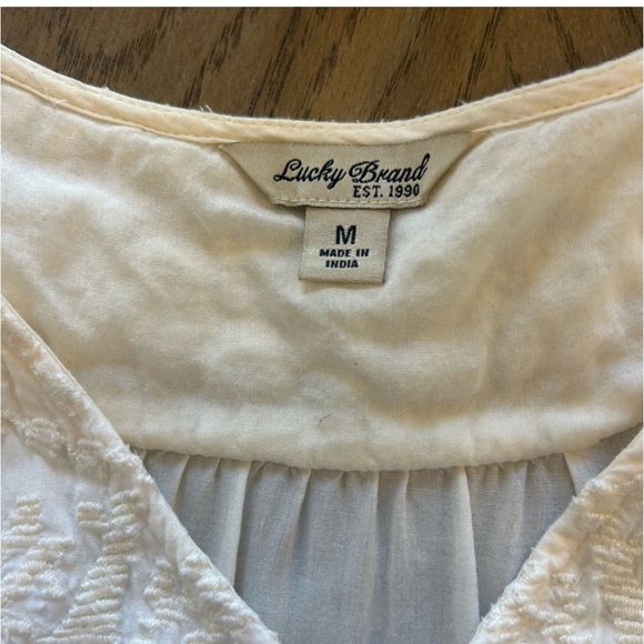 Lucky brand cream color 3/4 sleeve top with V neck size M - Picture 3 of 5